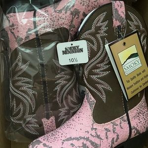 Brand new never worn toddler girls cowboy boots